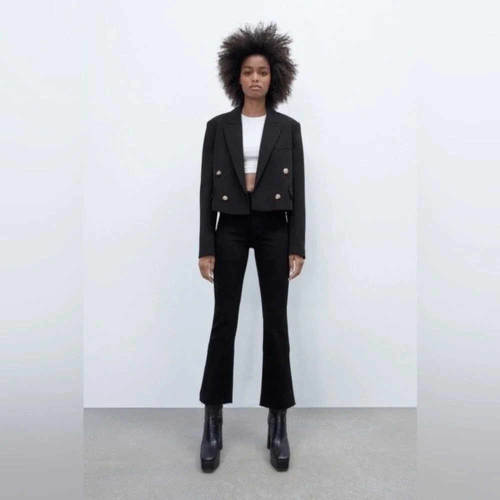 ZARA CROPPED FLARE JEANS - Picture 5 of 6